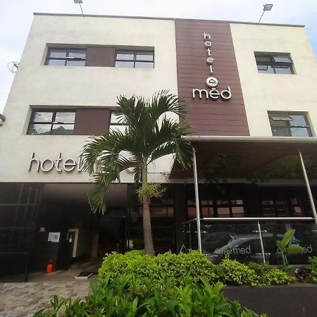 Hotel Med 70 Medellín Exteriér fotografie