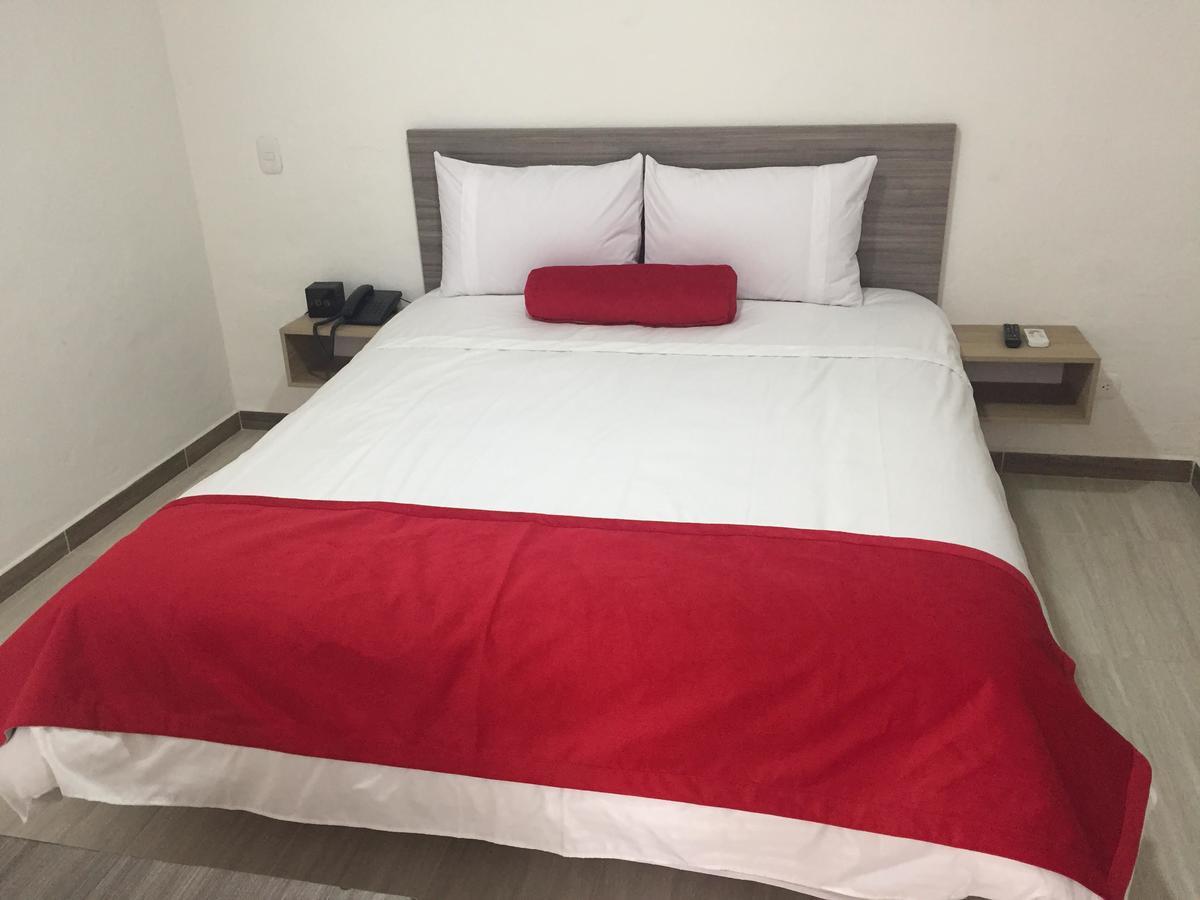 Hotel Med 70 Medellín Exteriér fotografie