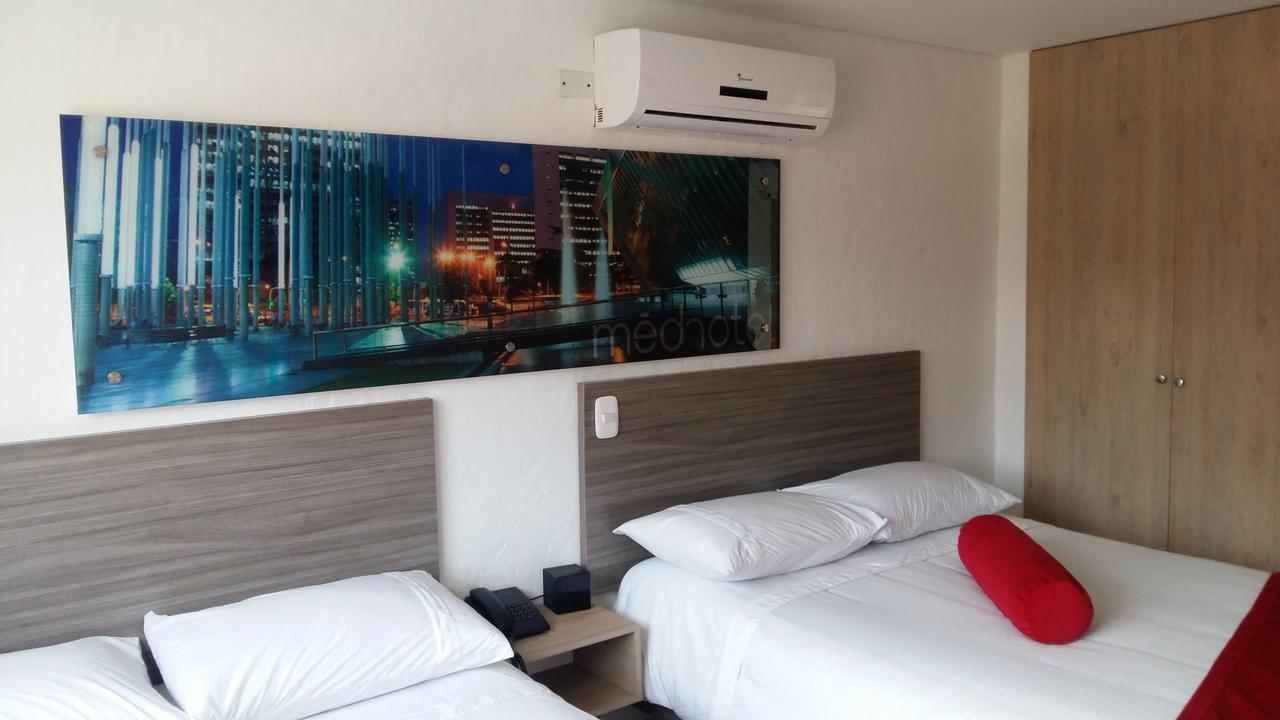 Hotel Med 70 Medellín Exteriér fotografie